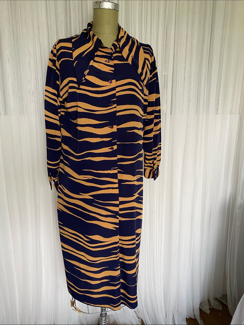Vintage 80’s Gérard Pasquier Paris Navy and Tan Zebra Print Midi Dress 12